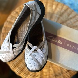 Clarks Privo comfort flats